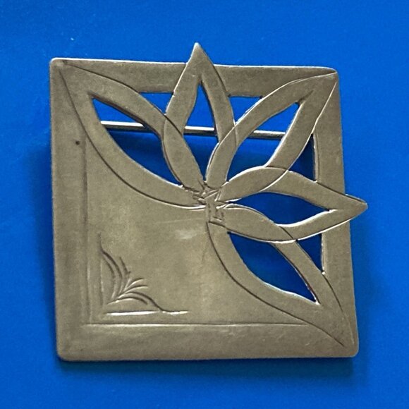 Vintage De Marcay Brooch Sterling Silver Pin Modernist Pierced Western Flower - Picture 6 of 13